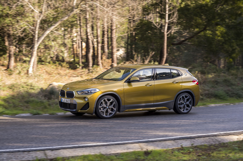 BMW X2 - SUV z genami coupe