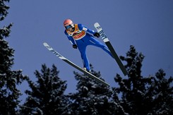 Niesamowity Kubacki! Przeskoczył skocznię w Titisee-Neustadt [WIDEO]