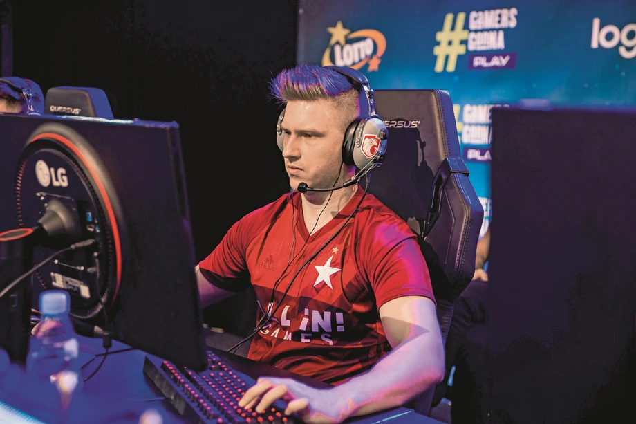 Grzegorz „Szpero” Dziamiałek zagrał do dziś w ponad stu turniejach Counter Strike’a, wielokrotnie sięgając po złoto