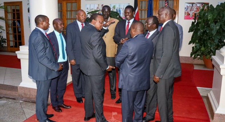 Uhuru holds private meeting with Rift Valley Governors