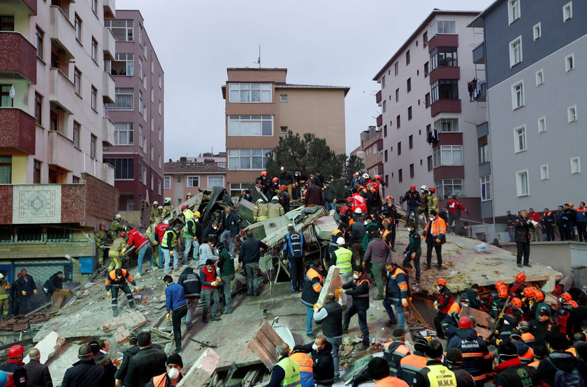 Eksplozja i zawalenie budynku