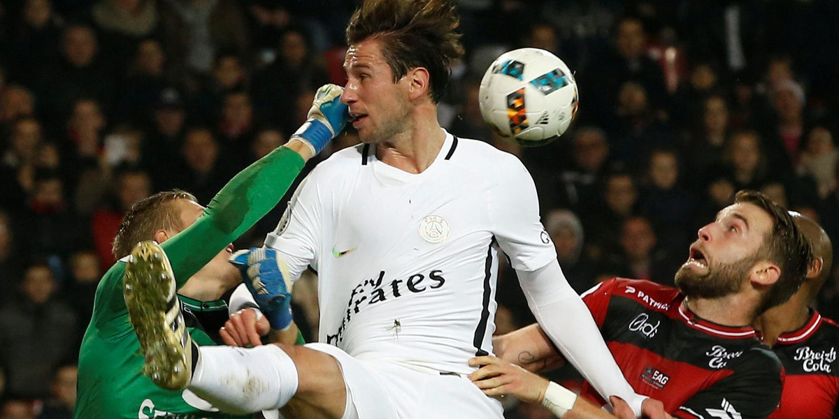 Grzegorz Krychowiak poza składem na mecz Stade Rennes. Co się stanie z Polakiem?