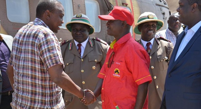 President Uhuru Kenyatta iand Isiolo Governor Godana Doyo 