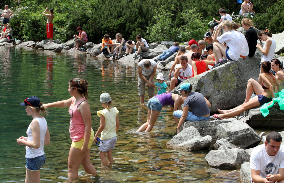 TATRY MORSKIE OKO TURYŚCI ZAMKNIĘTY SZLAK NA RYSY