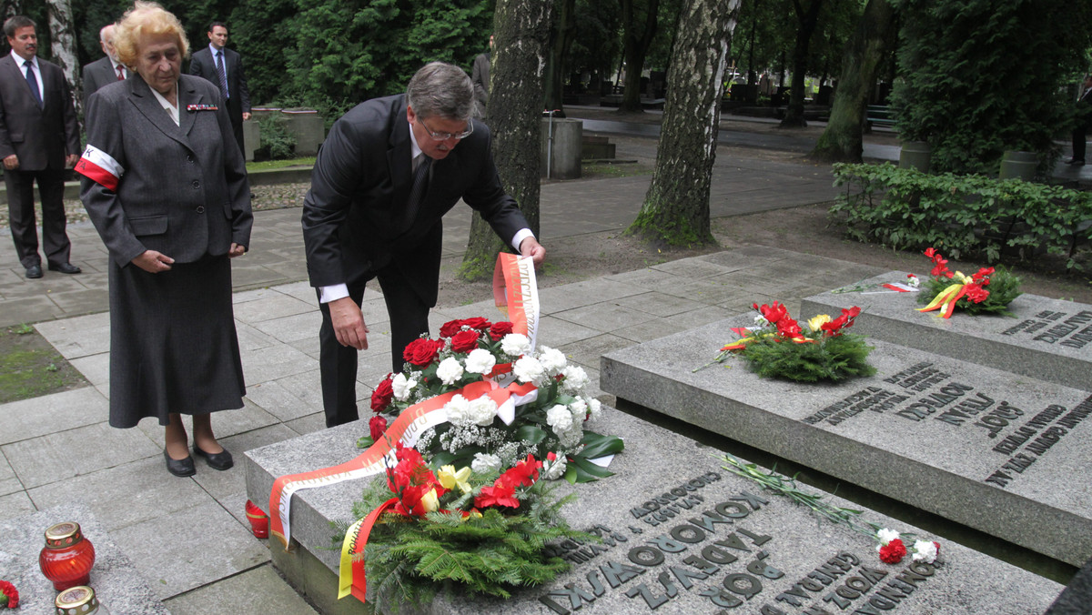 W Miejscu Pamięci Narodowej w Łambinowicach odbędą się uroczyste obchody 67. rocznicy wybuchu Powstania Warszawskiego - informuje Radio Opole.