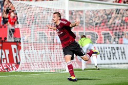 Ekstraklasa: Oficjalnie. Tomas Pekhart piłkarzem Legii Warszawa [FOTO]