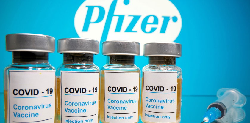 Pfizer tymczasowo zmniejsza dostawy szczepionek dla Europy. Podano powód