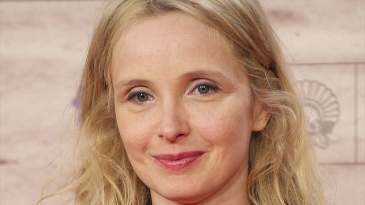 Julie Delpy stanie za kamerą filmu "The Right Profile", który przedstawi historię życia Joe Strummera, lidera legendarnej kapeli punkowej "The Clash".