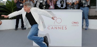 Co ten Polański wyprawia w Cannes? Najpierw szpagat w samych gaciach, a teraz to!