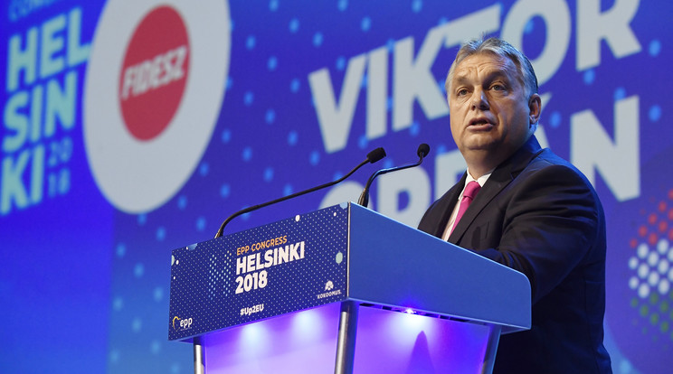 Orbán is felszólalt a Néppárt kongresszusán / fotó: MTI - Koszticsák Szilárd