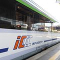 PKP Intercity poszerzy umowę i dokupi 26 wagonów. Kontrakt wart jest łącznie prawie 700 mln zł