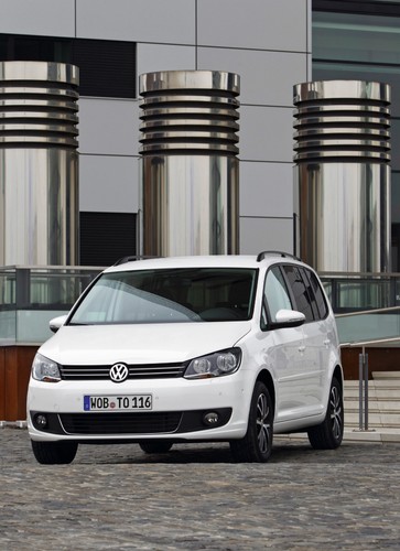 3. Volkswagen touran