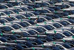General Motors nie ukończyło produkcji 95 tys. samochodów. Czekają na brakującą elektronikę
