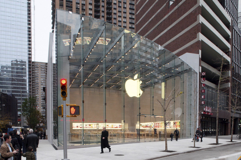 Sklep Apple Store na Upper West Side w Nowym Jorku.