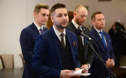 Stołeczny ratusz: Gronkiewicz-Waltz nie będzie wspierała kampanii Patryka Jakiego