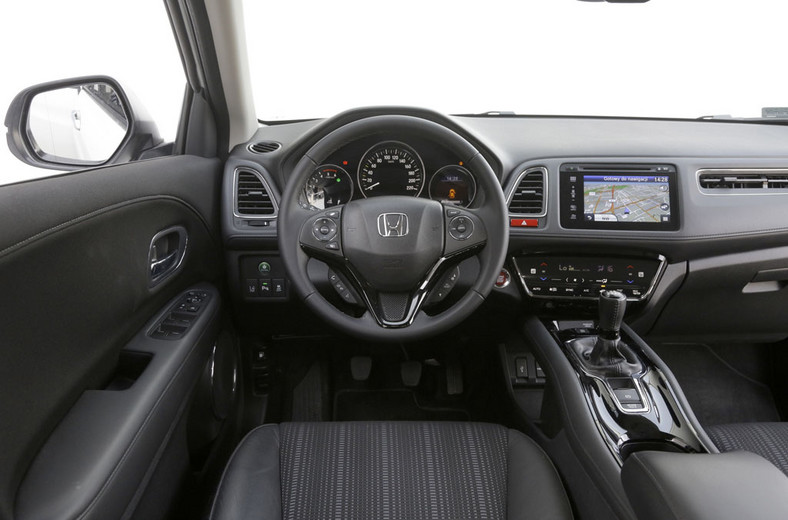 Honda HR-V kontra Peugeot 2008 - praktyczne i stylowe miejskie crossovery