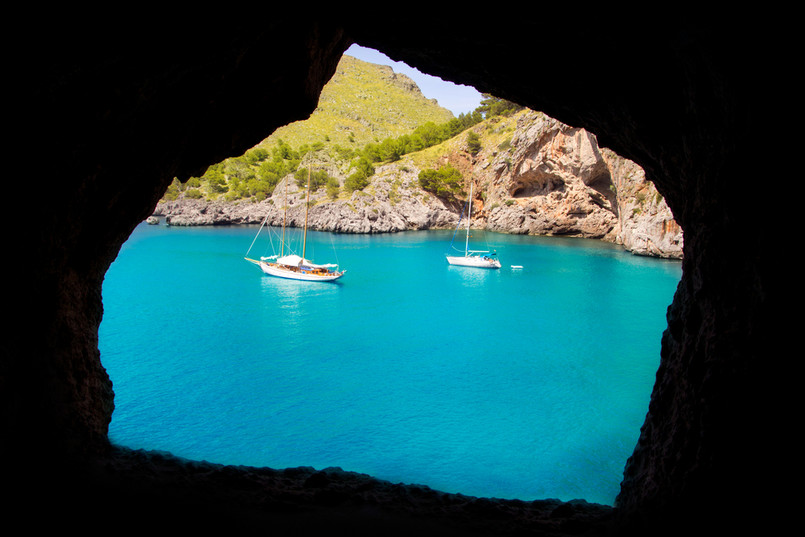 Sa Calobra to zatoka leżąca w paśmie górskim Serra de Tramuntana. Wygląda jak z przeniesiona z filmu o piratach z Karaibów