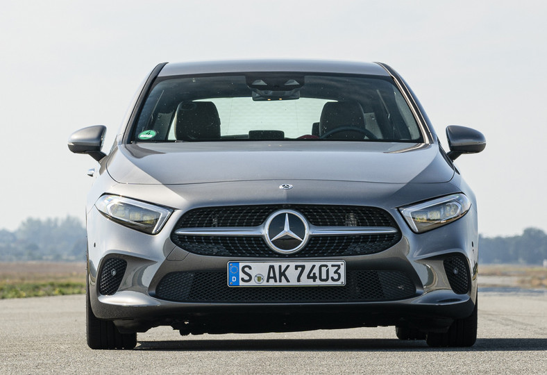 Miejsce 8. Mercedes A 220d