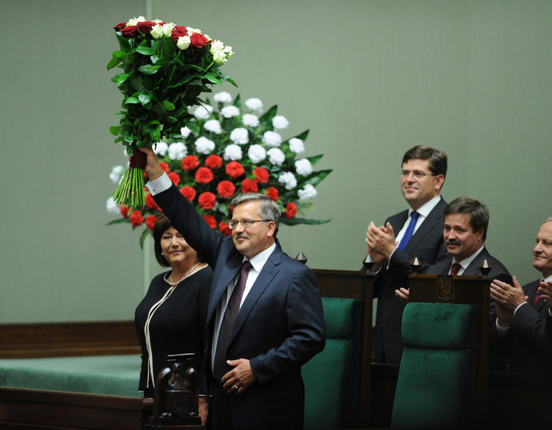 Bronisław i Anna Komorowscy podczas uroczystości zaprzysiężenia w Sejmie