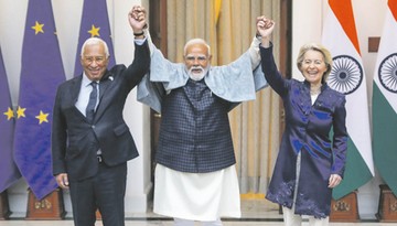 Taniec ze słoniem i smokiem, czyli jak UE i Indie próbują obejść Chiny i USA