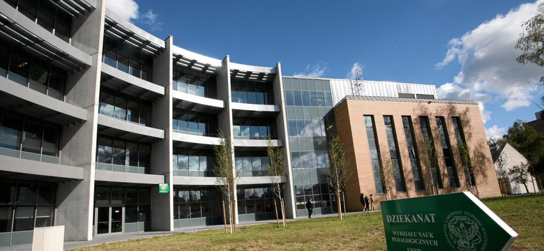 Afera na warszawskim uniwersytecie. Domagają się wyjaśnień od rektora