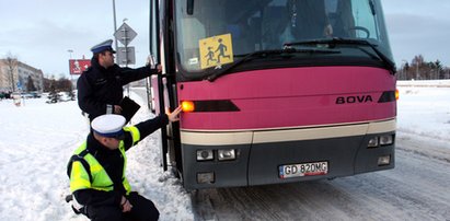 Ferie zimowe w łódzkiem. Jak zgłosić autokar do kontroli?