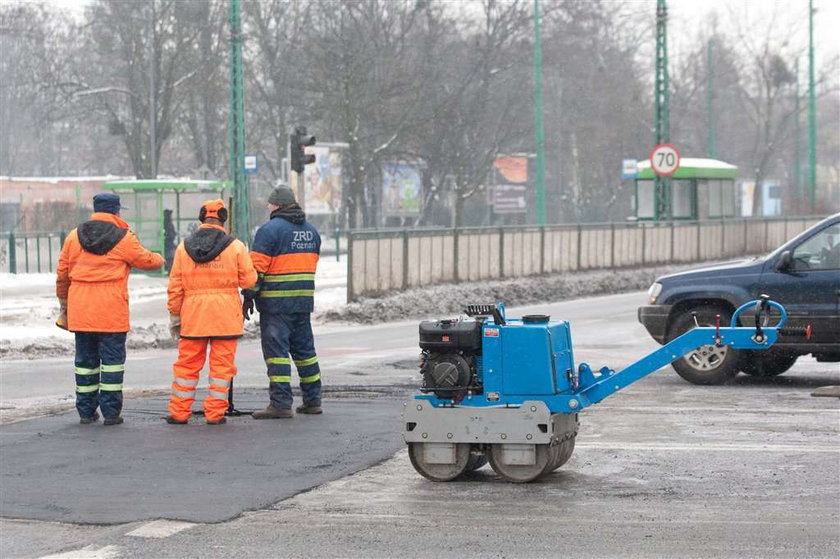 Łatali i zakorkowali