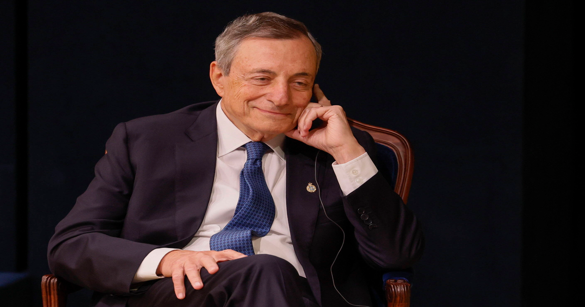 Mario-Draghi-z-Nagrod-Karola-Wielkiego-wcze-niej-Tusk-i-Jan-Pawe-II