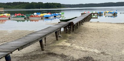 Piękne jezioro zwane "Malediwami Mazur" umiera. Te zdjęcia wprawiają w smutek