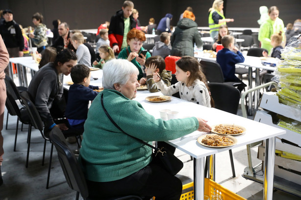 Centrum pomocy dla uchodźców z Ukrainy w Ptak Warsaw Expo w podwarszawskim Nadarzynie