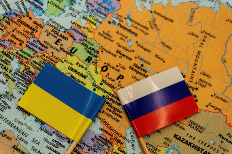 Rosjanie nadal umacniają się przed ukraińskim natarciem na Chersoń