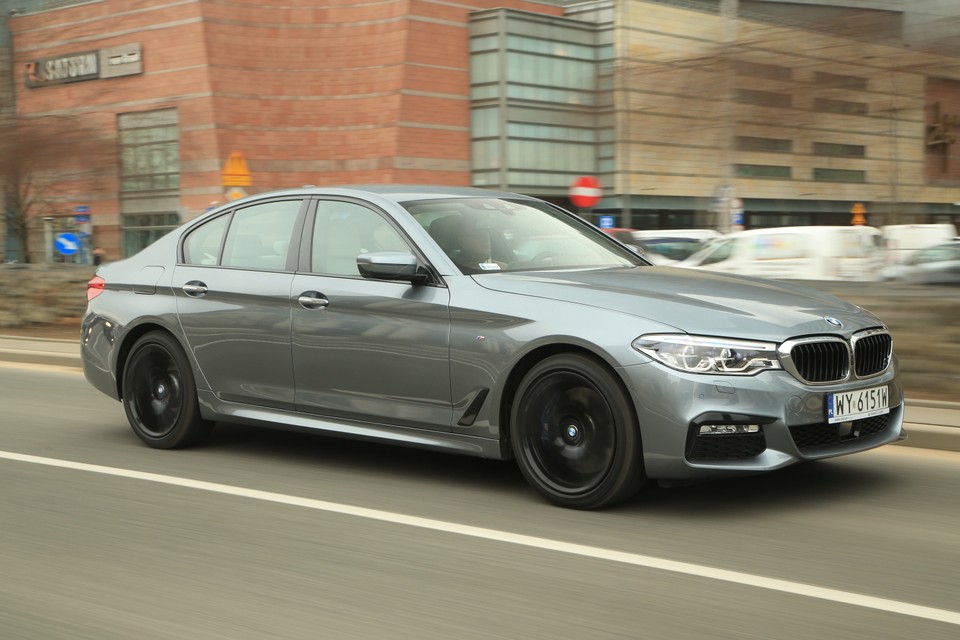 BMW 540i xDrive punkt zwrotny test, opinie, dane