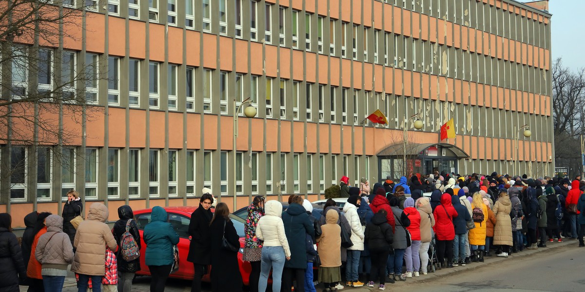 Uchodźcy z Ukrainy dostaną mniej pomocy.