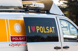 "Rozwód" Polsatu i Multimediów zelektryzował klientów. Ruszyli do oddziału, chwycili za telefony
