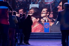 'Wyborcza manipulacja...' Program Platformy dzieli polityków