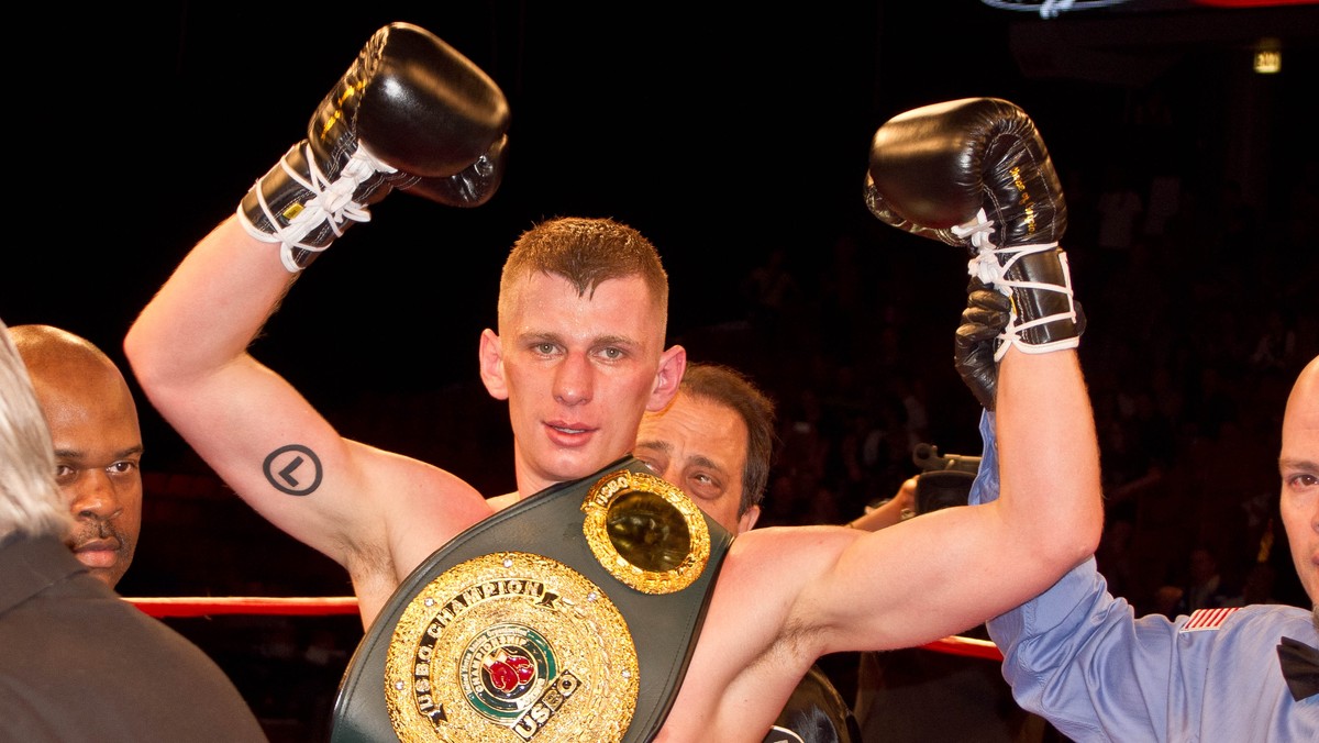 Już 22-go czerwca Andrzej Fonfara wróci na ring . Przeciwnikiem Andrzeja będzie notowany na 10. miejscu w rankingu WBC, Cornelius "Da Beast" White 18(15 KO). Bokserzy spotkają się na gali dobrze znanej polskim kibicom w UIC Pavilion w Chicago , która będzie transmitowana na ESPN Friday Night Fight jako pojedynek wieczoru. Walka jest zakontraktowana na 10 rund.