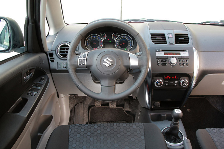 Test Suzuki SX4: przygotuj się na śnieżną zimę