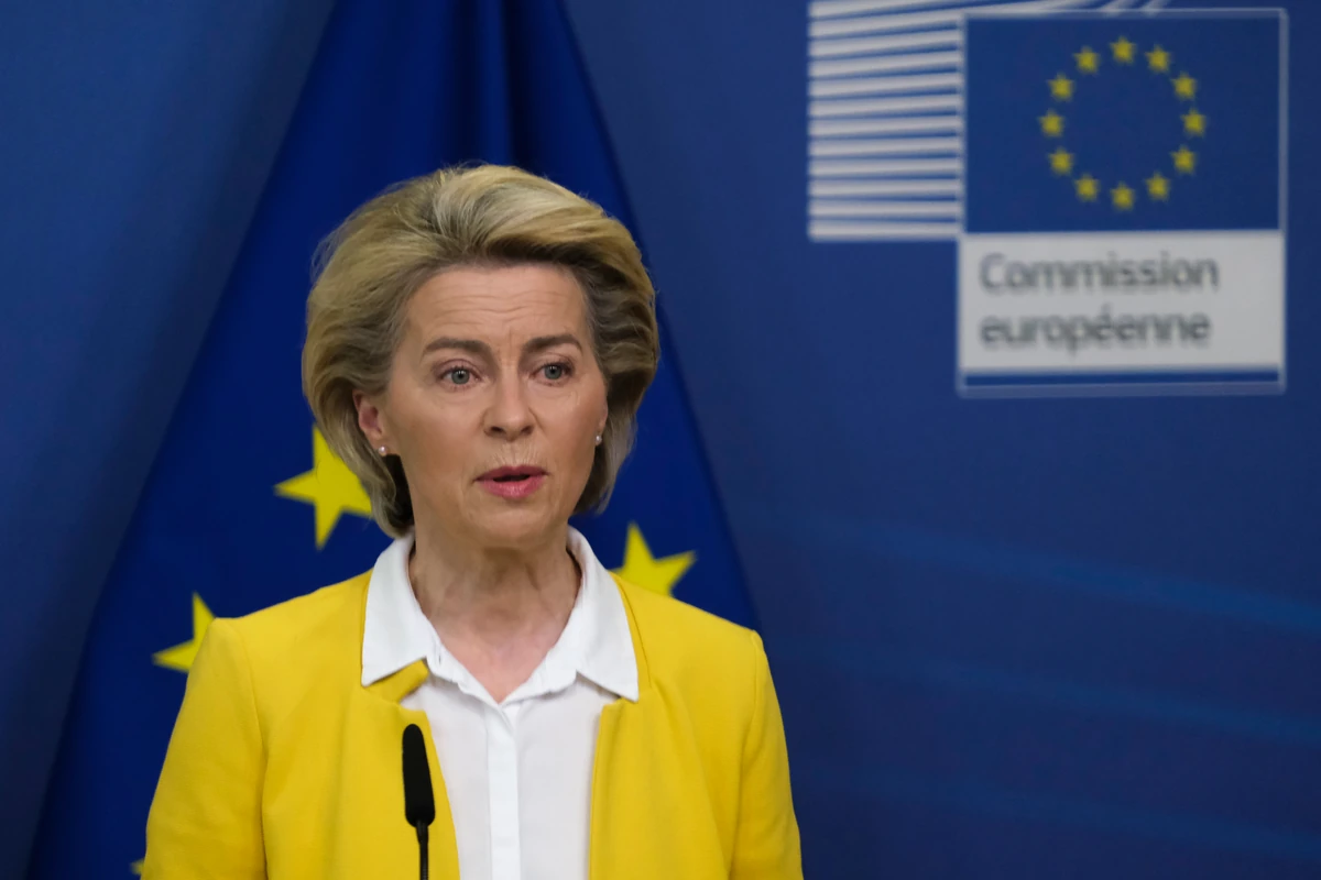  To koniec Ursuli von der Leyen? Ataki także z jej obozu