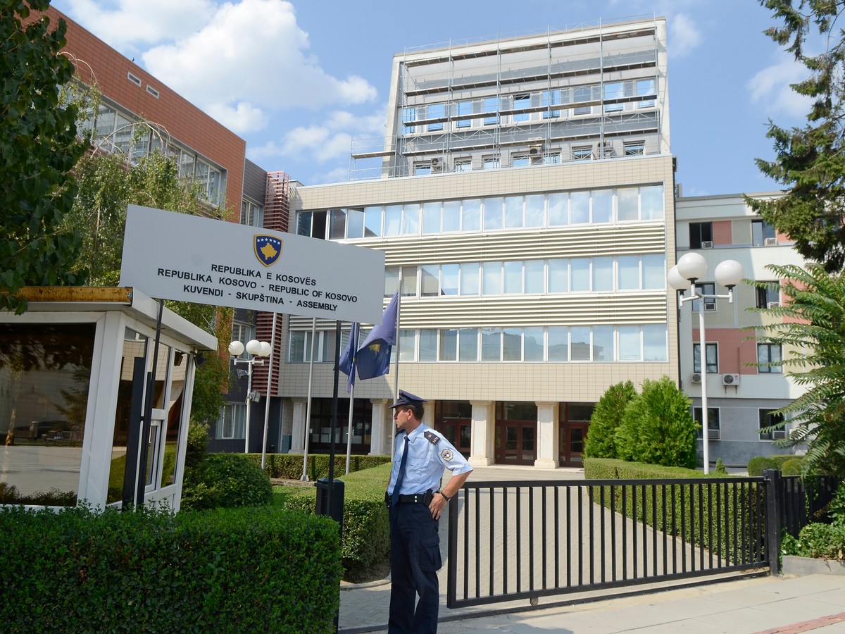 Pritvor do 48 sati za devetoro Srba uhapšenih u Zubinom Potoku