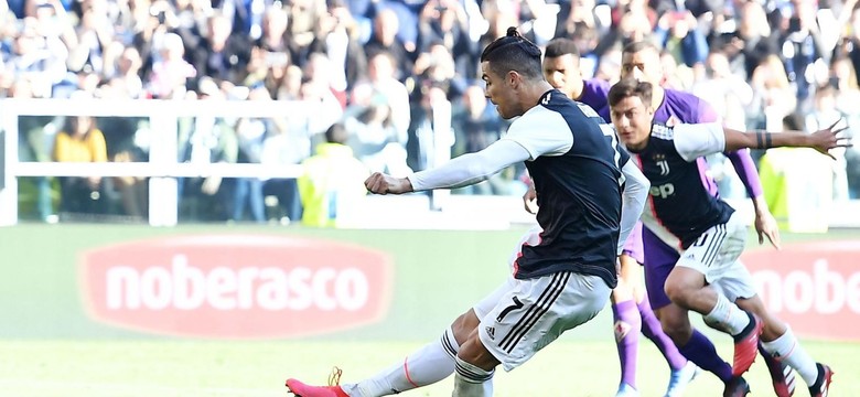 Liga włoska: Dwa karne Ronaldo, dwa razy Polak wyciągał piłkę z siatki