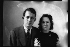 "Soko, gde ću sad bez tebe? Soko, zašto ovako sa mnom uradi?" Katarina objavila PISMO IZVINJENA svog pradede jer je pre 100 godina "ISPAO KRETEN" i evo da li mu je Sofija oprostila