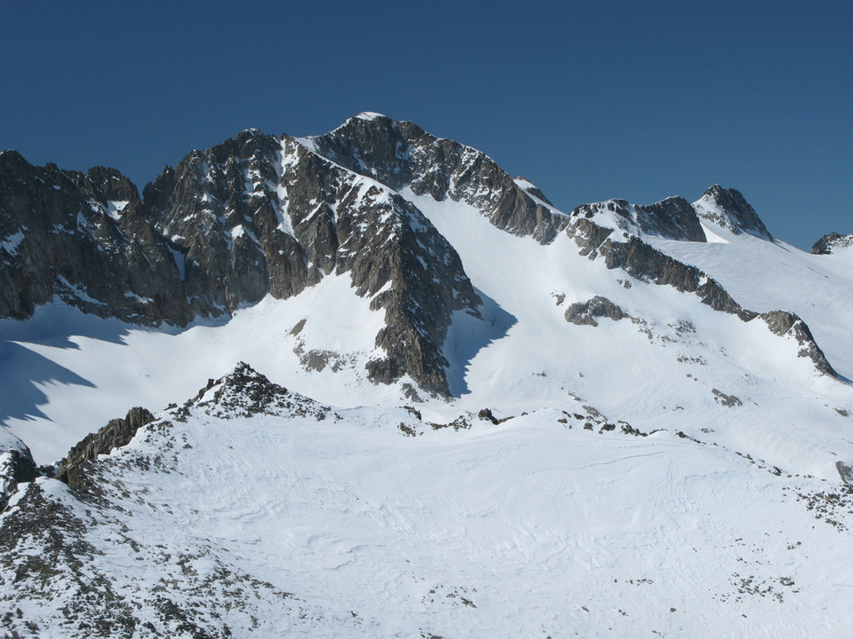 Pico de Aneto widziane ze szczytu Tuc de Molieres