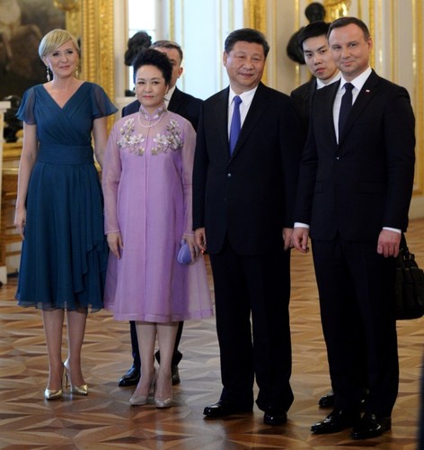 Agata Kornhauser-Duda, Peng Liyuan, Xi Jinping i Andrzej Duda