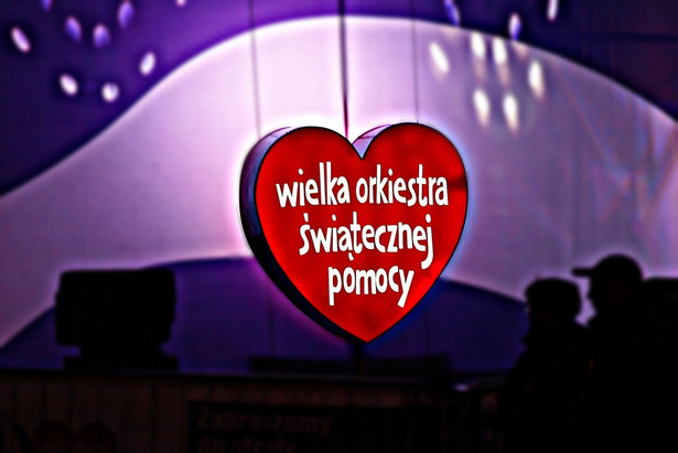 Kurtka, sukienka, żakiet... Para prezydencka wsparła Wielką Orkiestrę Świątecznej Pomocy