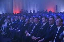 Poseł PiS porównuje partię Ziobry do maturzystów