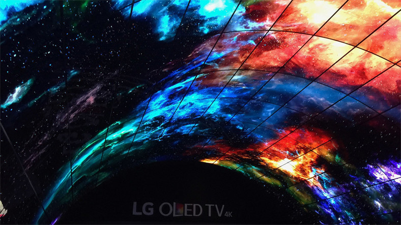 Technologia OLED zaczyna się upowszechniać także wśród innych producentów, niż tylko LG