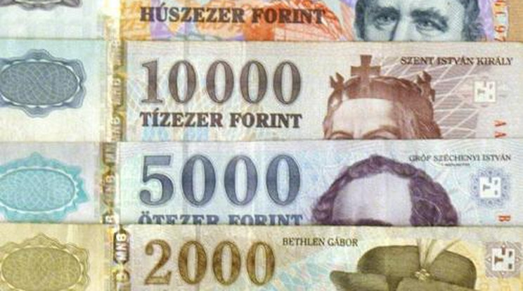 600 ezer forint járhatna vissza az átlagos hitelesnek