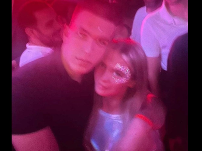 "Bilo bi vreme da se javiš": Objavila fotku sa dečkom iz Budve, a onda je usledio šok