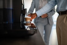 Przerwy w pracy 2026. Ile minut przysługuje pracownikowi i które są płatne?