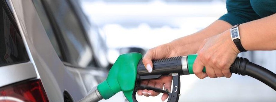 W nadchodzącym tygodniu za litr beznyny 95 powinniśmy płacić 4,68-4,81 zł - prognozują eksperci z e-petrol.pl